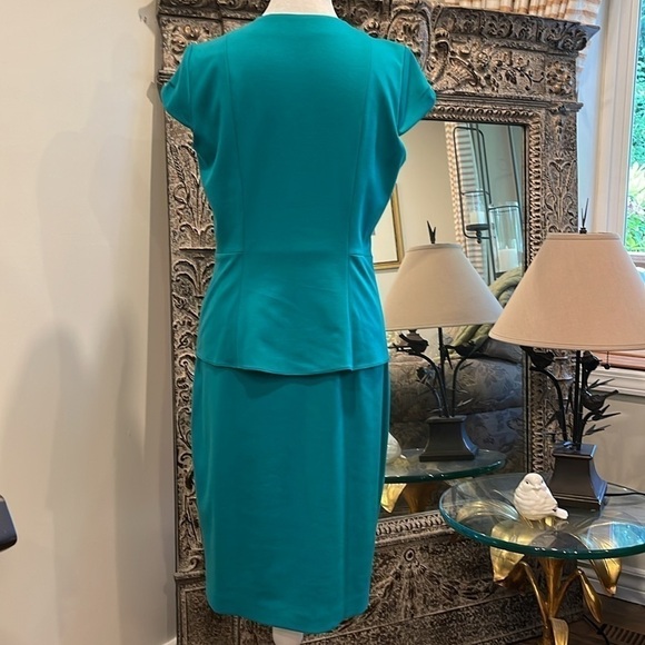 Tahari Teal-Green Peplum Dress – Size 10 (Fits M) | Side Zipper | Fully Lined - Picture 5 of 9